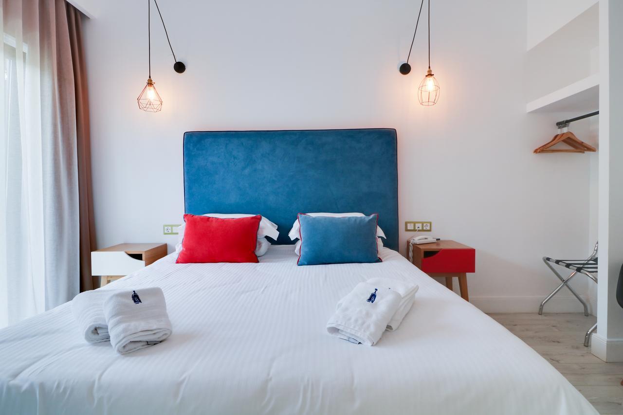 White Bottle Superior Apartments Thessaloniki Exterior photo