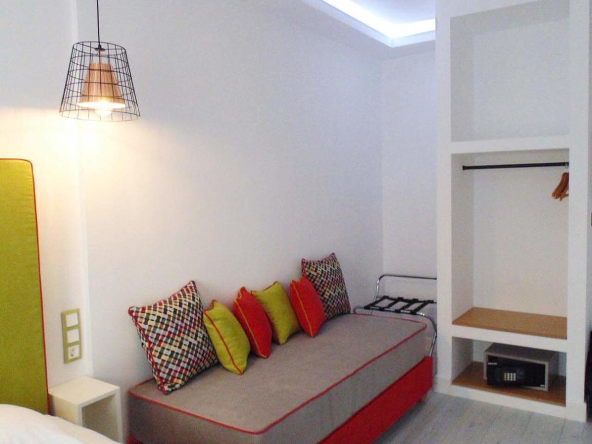 White Bottle Superior Apartments Thessaloniki Exterior photo
